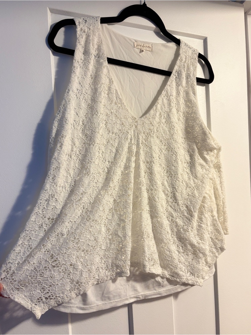 Lace Overlay V-Neck Women’s Sleeveless Top - Off-White